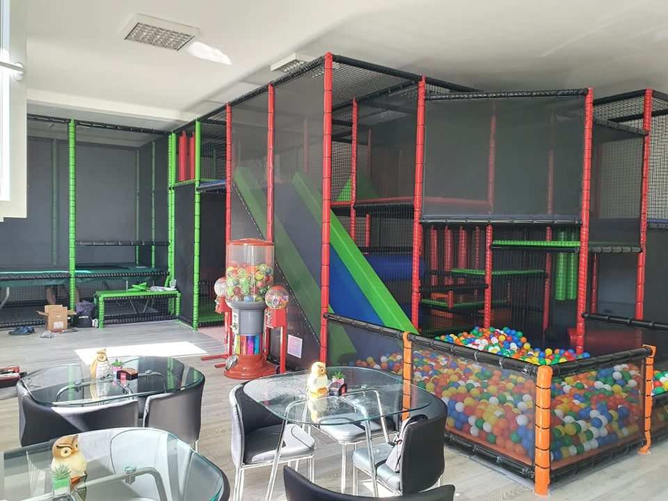 Játszóházi eszközök- Játéklabirintus