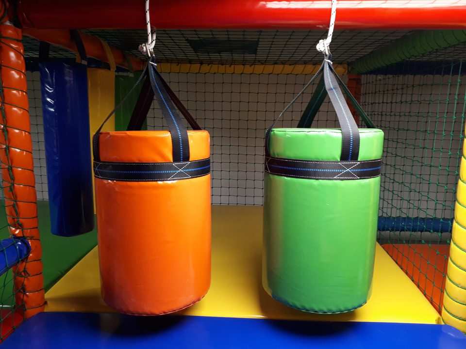 Játszóházi eszközök- Játéklabirintus