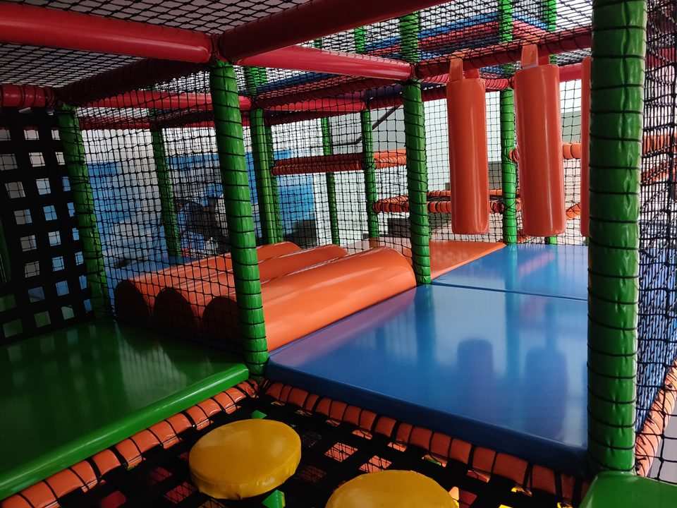 Játszóházi eszközök- Tematikus Játéklabirintus